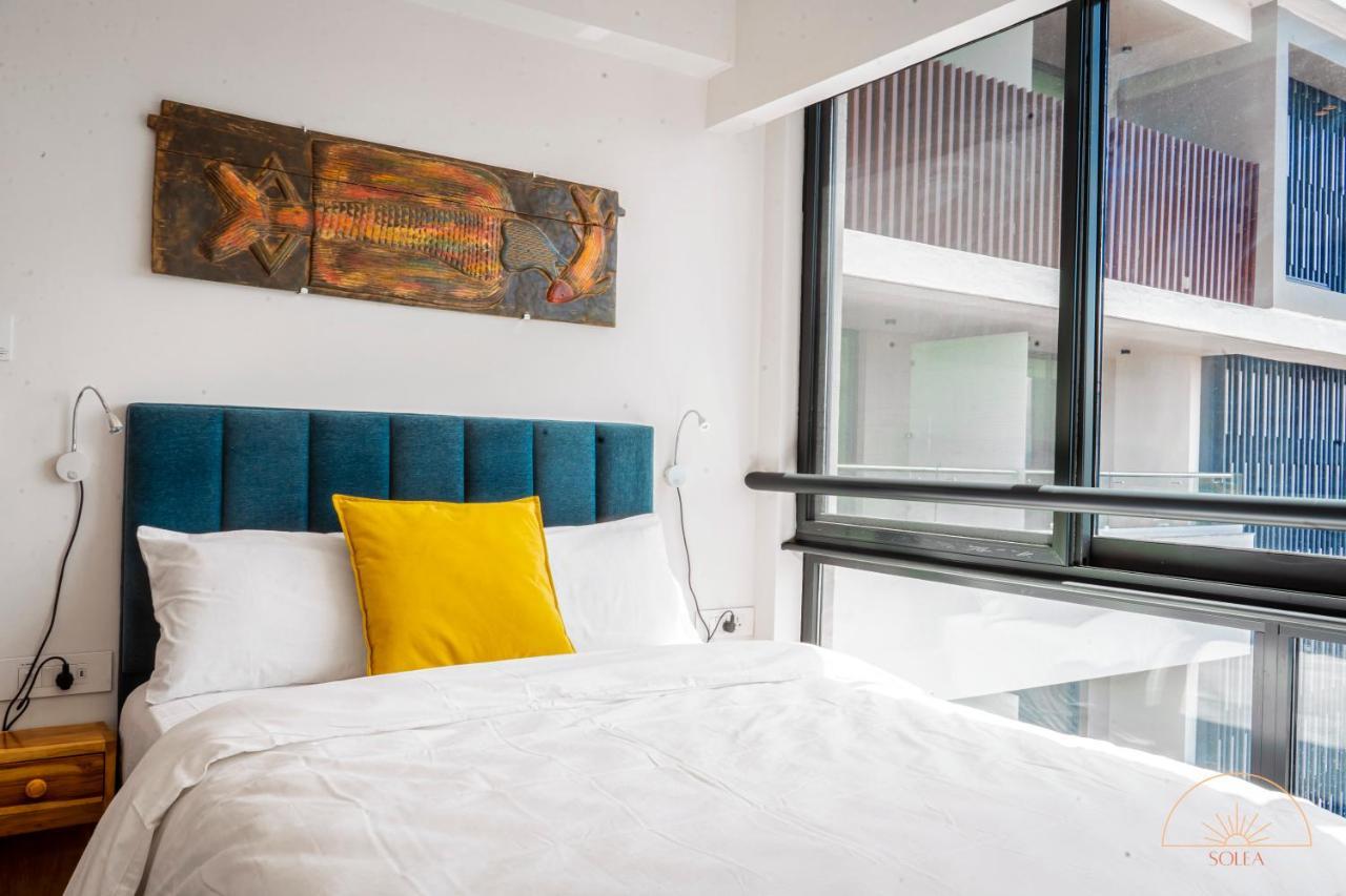 Solea 1 Bedroom Apartment - Central, Comfortable, Cozy, Balcony, Pool, Gym Accra Eksteriør billede