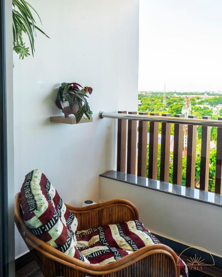 Solea 1 Bedroom Apartment - Central, Comfortable, Cozy, Balcony, Pool, Gym Accra Eksteriør billede