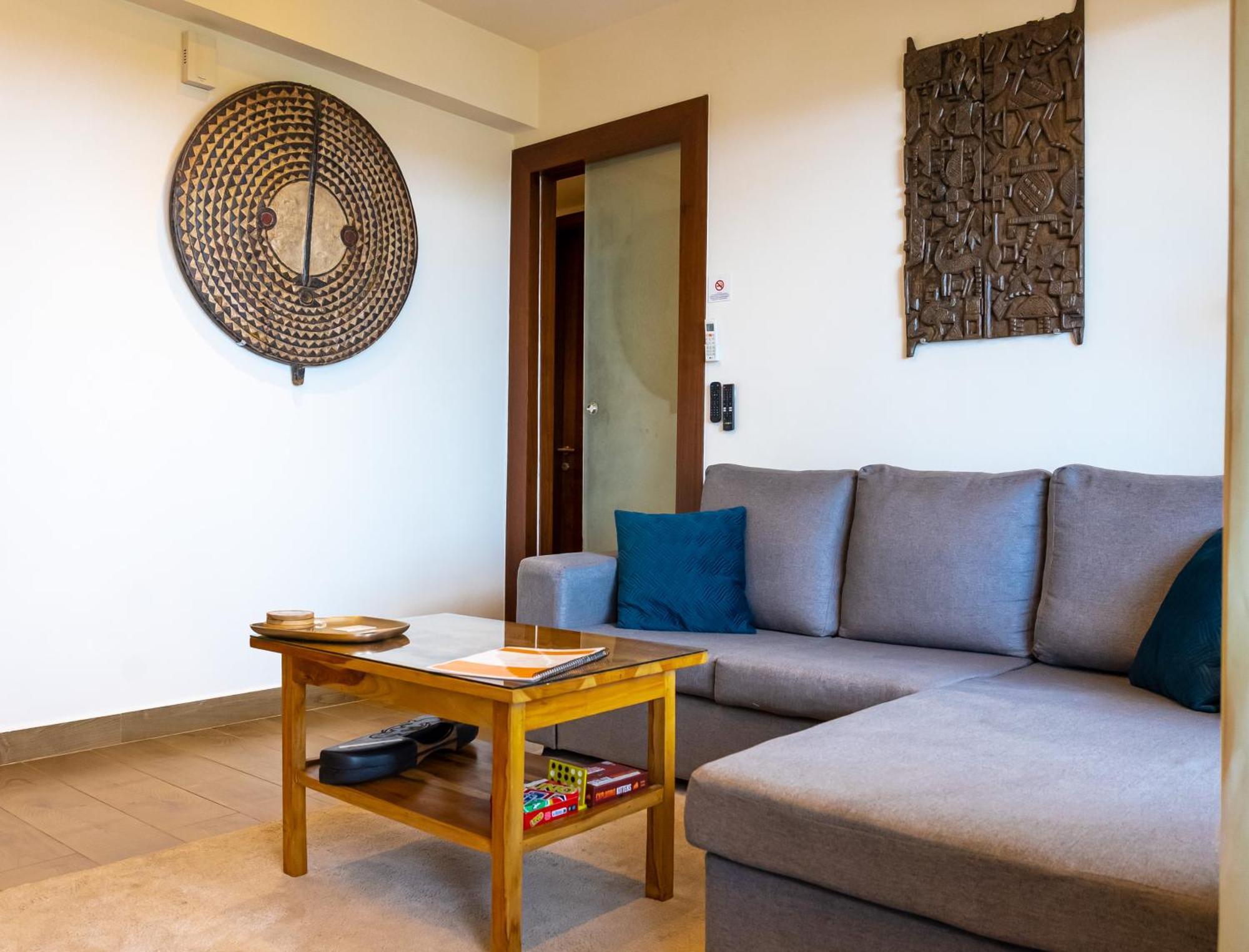 Solea 1 Bedroom Apartment - Central, Comfortable, Cozy, Balcony, Pool, Gym Accra Eksteriør billede